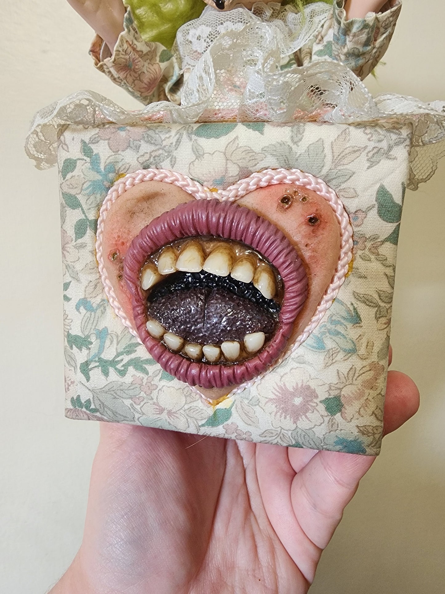 Sweet dreams demonic clown music box